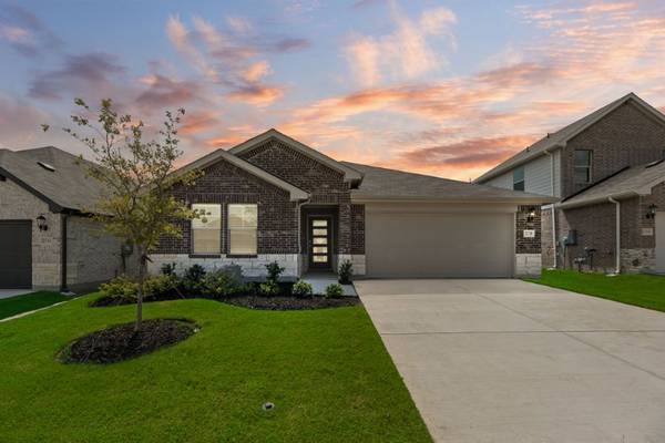 $2249.00 / 4br - 2059ft2 - Modern and Spacious 4-Bed, 3-Bath Home in Sherman’s Westmoor Community63656583524867120