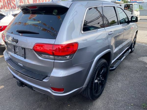Echa un vistazo a este 2014 Jeep Grand Cherokee-queens - $13,995 (Middle Village)63615170051457123