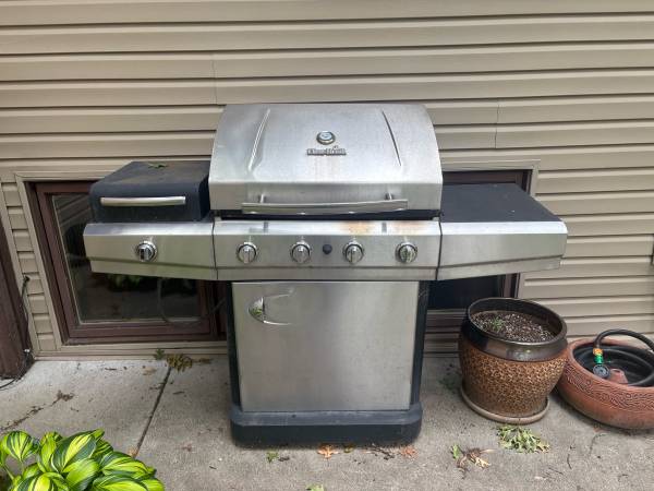 Grill for scrap / Shoreview MN 1