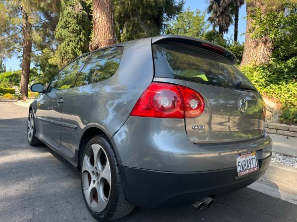 VOLKSWAGEN GOLF GTI -2007- Título limpio - 88000 millas - $5800 (Canoga Park)63470894750595123