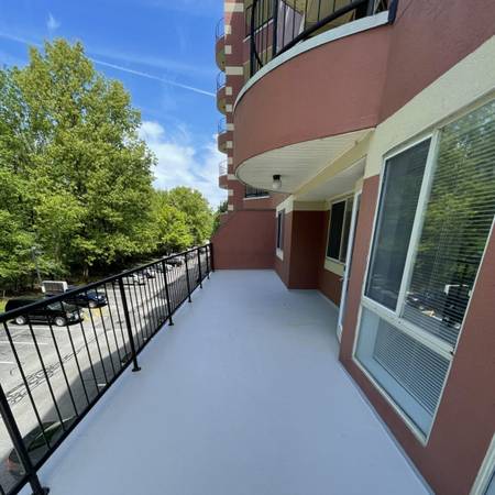 $2,525 / 2br - 1140ft2 - Picnic Area, 24/7 Emergency Maintenance, Secure Access (180 Woodbury St, Manchester, NH)63932188806018120