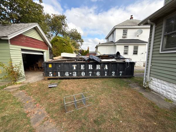 Dumpsters - 10 to 40yd Container Rentals 1