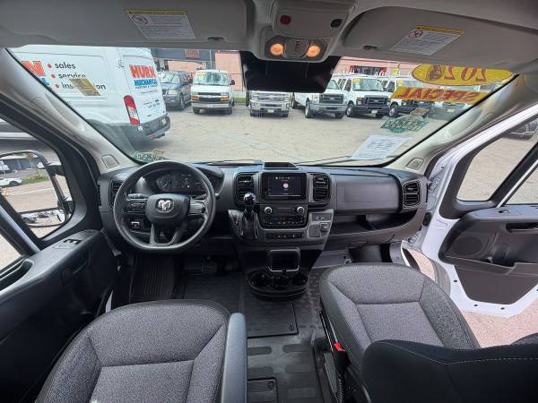 2024 RAM Promaster - Photo 14