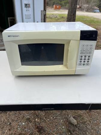 Microwave Oven 1