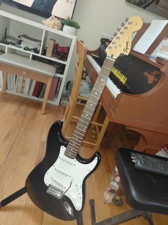 20th Anniversary Squier Affinity Stratocaster 1