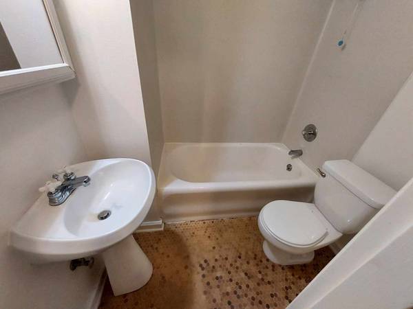$1,015 / 400ft2 - Cozy Studio apartment!! 1st full month FREE!!!! (Tacoma)63929301067139123