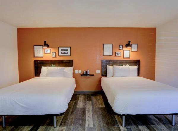 $399 / 1br - Stay Weekly on Stockton - Deep Discounts for Inclusive Extended Stay (South Sacramento)63961340187010122