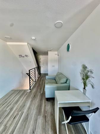$700.00 / 1br - Welcome to Ostel | Figueroa Corridor — a modern, move-in-ready, all-in63998005365123124