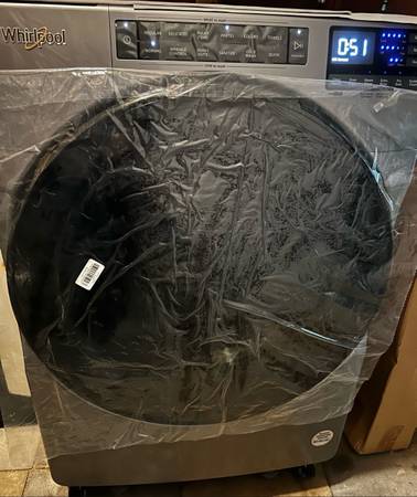 Whirlpool Front Load Washer with Quick Wash Cycle 1
