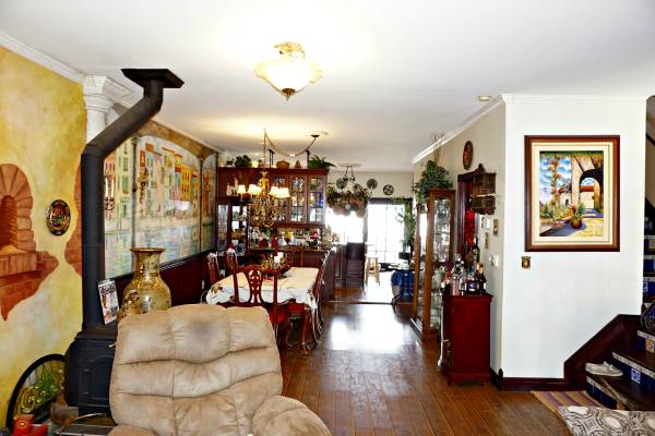 $3,695 / 3br - 700ft2 - 33 W 13th Road (Broad Channel)63854290859009122