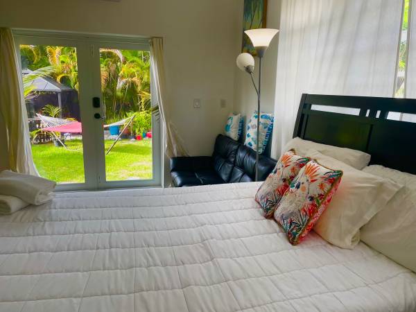 $1,699 / 1br - Near Key Biscayne And Downtown Brickell (Rhodes area coconut Grove)63906442769411120