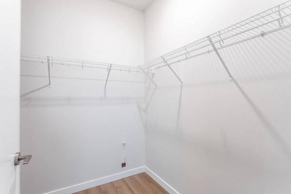 $1,491 / 1br - 669ft2 - Electronic Door Access Via ButterflyMX App (Vancouver)63956503620739123