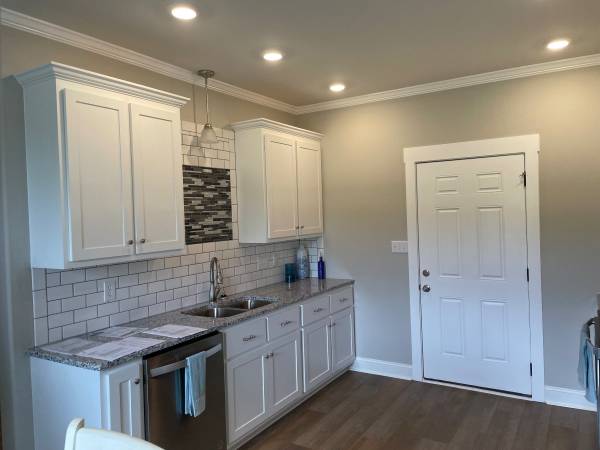 $1,750 / 2br - 1805ft2 - Adosado nuevo de 1.800 pies cuadrados (Athens)63658742711427121