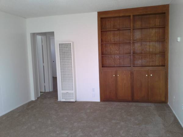 $2,100 / 2br - 740ft2 - Amplio departamento de 2 habitaciones y 1 baño en alquiler, ¡excelente ubicación! (4354 Utah ST North Park San Diego)63865815520515123