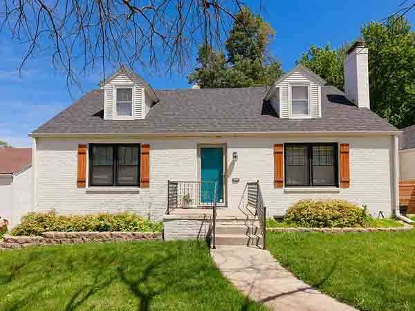 $775 / 3br - ✨Beautifully Finished Hardwoods Throughout Living 3-bed 2-bath home💘 (Omaha, NE)63976697660419120