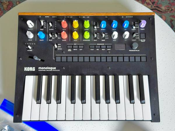 Korg Monologue Analog Mono Bass Lead Synthesizer Keyboard
