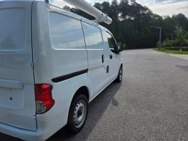 2021 Nissan NV 200 van - $18,300 (Virginia Beach)63621705796867123