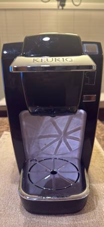 Keurig K10 Single Serve Coffee Maker – Great Condition 1