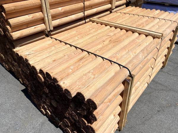 Fir 3-1/2" Round Peeler Core Wood Posts 8-1/2' - $4.95/ea 1