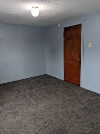 $725 / 1br - 300ft2 - 222 Martin Luther King Blvd (Anderson)63680211812353123