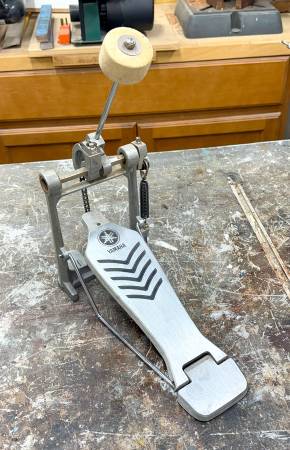 Yamaha FP7210A  Chain Drive Bass Pedal 1