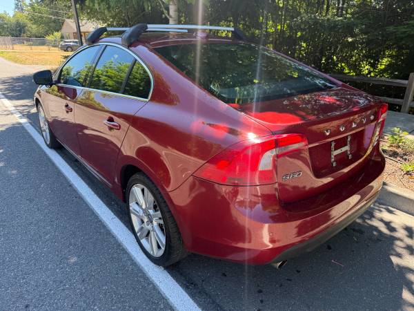 2011 Volvo S60 T6 AWD en venta. Motor de 300HP - $5,699 (Lynnwood)63470767093379121