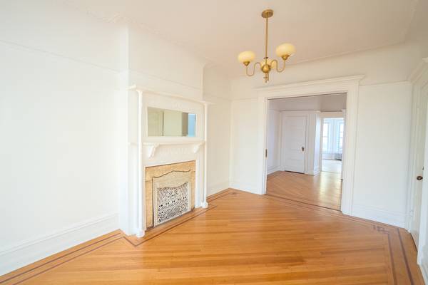$4,400 / 2br - 1200ft2 - 2 Bed + Office 1200 sq ft Brownstone near Brower Park in Crown Heights (Crown Heights)64033456594819121