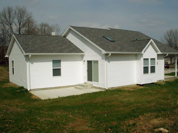 $1,500 / 3br - 1500ft2 - Great location / Large 3 br ranch (Bloomington)63935966755331121