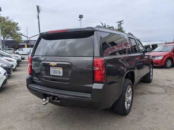 2017 Chevrolet SUBURBAN LS Sport utility - $17,995 (National City)63440377780483124