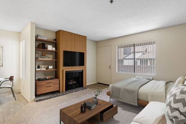 $1,995 STUDIO WITH WALK IN CLOSET READY NOW! ONLY AT $1995, TOUR TODAY!! (Vista)63866050642817121