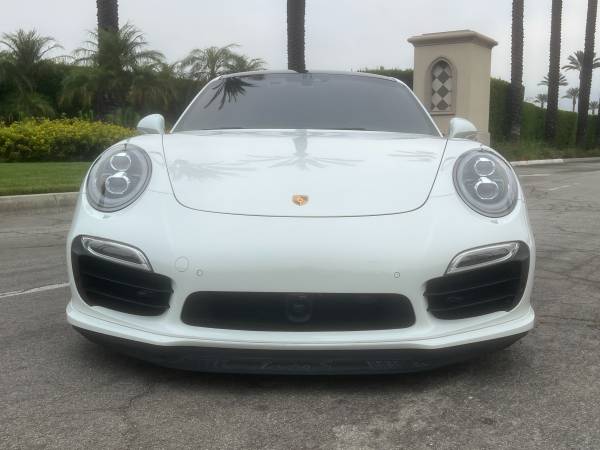 2014 Porsche 911 Turbo S (Coupé) - Blanco Puro/Negro- Rojo Carrera - $110,000 (Arcadia)63618219771139122
