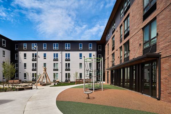 $1,139 / 1br - 487ft2 - Resident Services, Picnic Area, Courtyard (11560 SE Division St, Portland, OR)63820848895489120