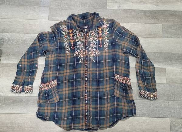 Johnny Was Workshop Embroidered Shirt XL 1