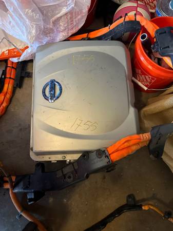 Nissan leaf pdm/ charger 1