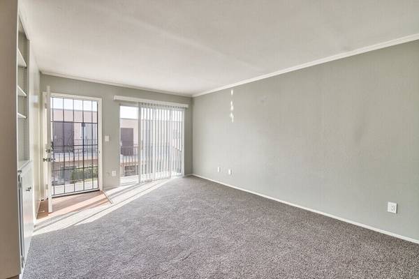 $1,995 / 1br - Twin Gables | Beautiful 1 Bedroom 1 Bath in the heart of North Park!63775610449281123