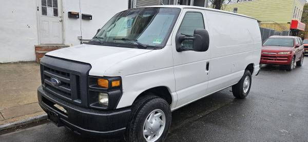 E 250 1 TON WORK VAN CARGO 1 OWNER $9999 - $9,999 (Staten Island)63654721936003121