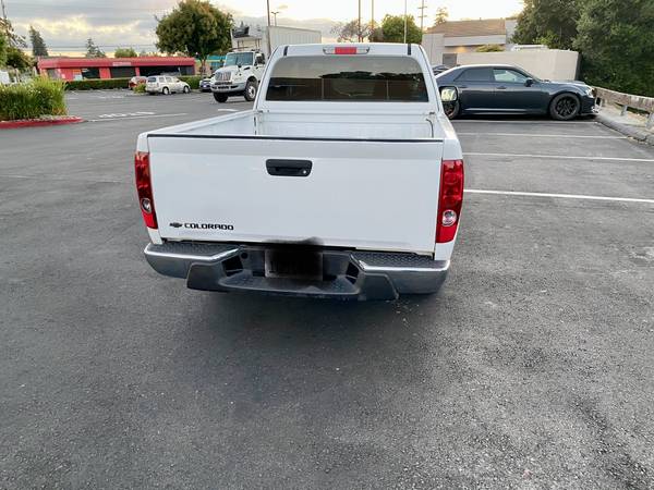 2007 Chevy Colorado, 4 puertas, excelente, 4 cilindros. - $6.900 (Hayward / Castro Valley)63470898193539124