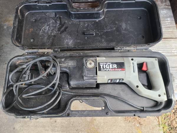 Porter-Cable Tiger saw 1