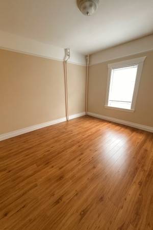 Beautiful and Large 1 Bedroom Heart of New West 1