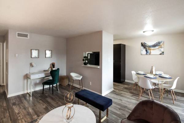 $980 / 1br - 600ft2 - 1/BD, en Garland TX, ventiladores de techo (2804 Belt Line Road, Garland, TX)63796578036737124