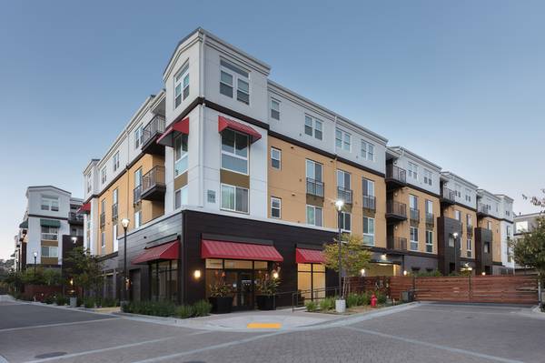 $4,020 / 2br - 1081ft2 - Freshly Updated 2BR Apartment – Ideal for Modern Living! (corte madera)63847325549187124