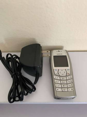 Classic Nokia Cell Phone 6610 1