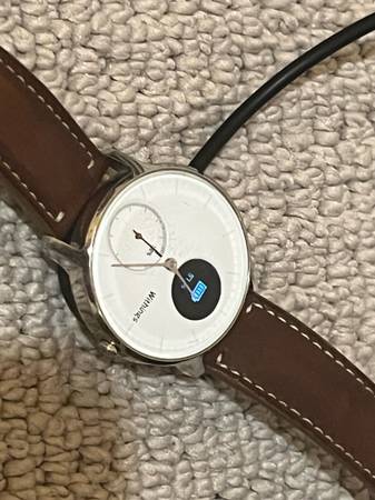Withings 1st generation ScanWatch with charger 1