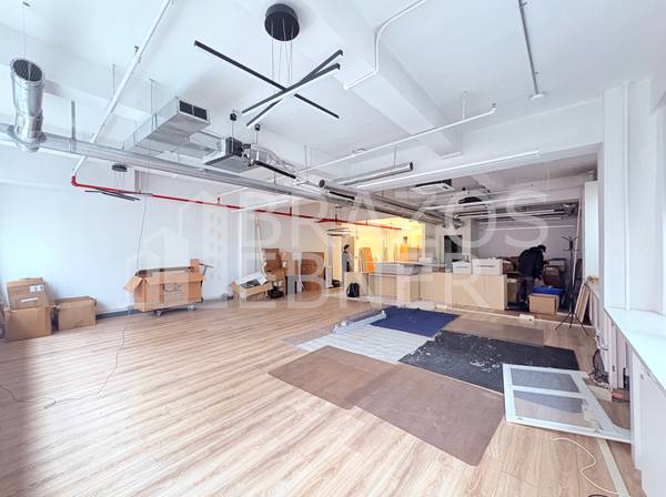 $4,747 / 1780ft2 - $32/ft Loft like office Creative Space Polished Concrete Floors Fancy (Midtown West)63611892300929122