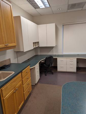 $420 Office Space - Professional Executive Office (Portland / Tigard)63956787358466121