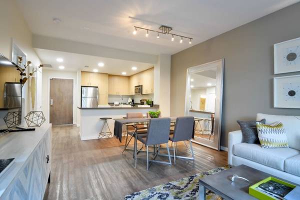 $3,518 / 1br - Wi-Fi Available in Common Areas, BBQ/Picnic Area, 1bd (mountain view)63994248724866120