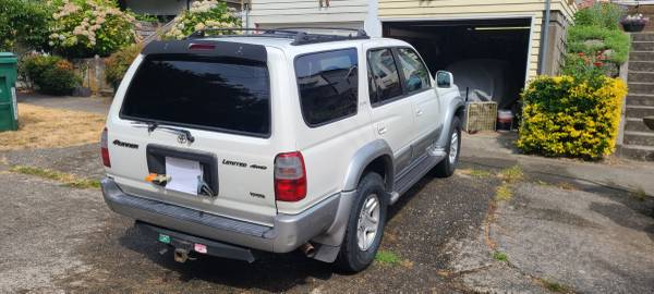 2000 Toyota 4Runner Limited - $12,000 (Seattle)63474606103169123