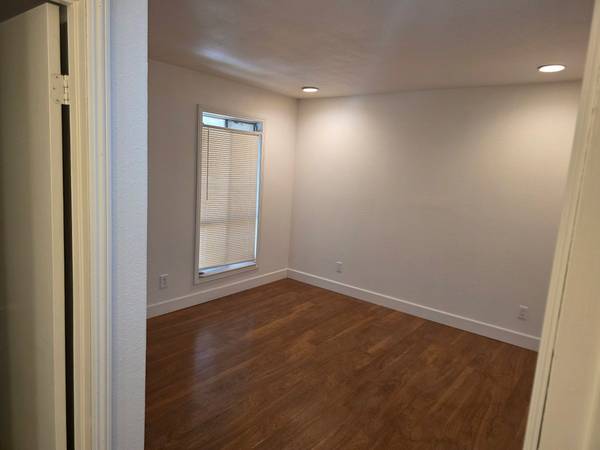 $1,200 / 1br - Habitación en alquiler con acceso a piscina (Santa Maria)63663957308035123