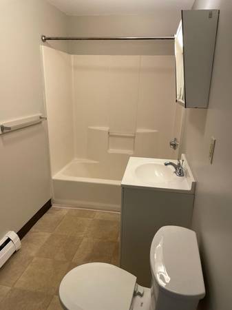 $2100.00 / 2br - Manchester apartment63656294674689121