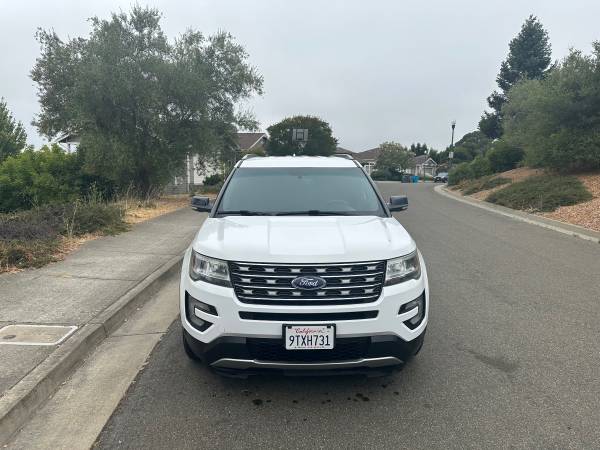2016 Ford Explorer, 4 x 4 - $10,500 (santa rosa)63654700864897122